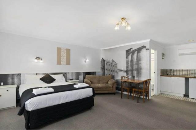 Motel Wingrove Corowa Eksteriør bilde