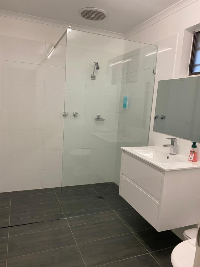 Motel Wingrove Corowa Eksteriør bilde